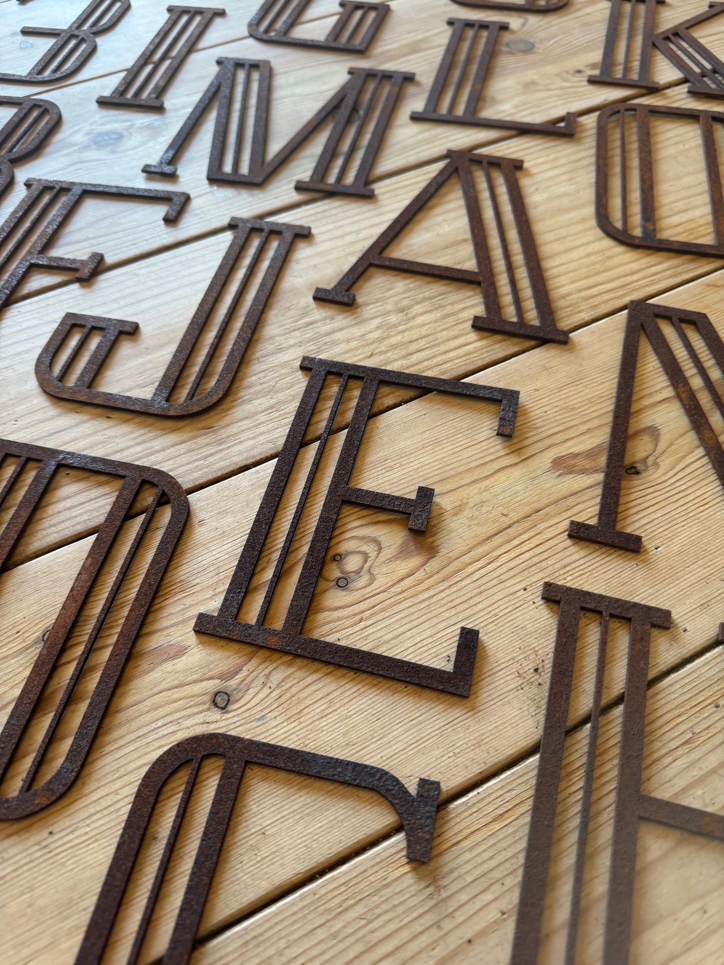 Rustic Art Deco Rusty Metal Alphabet Letters – Home & Garden A-Z 0-9