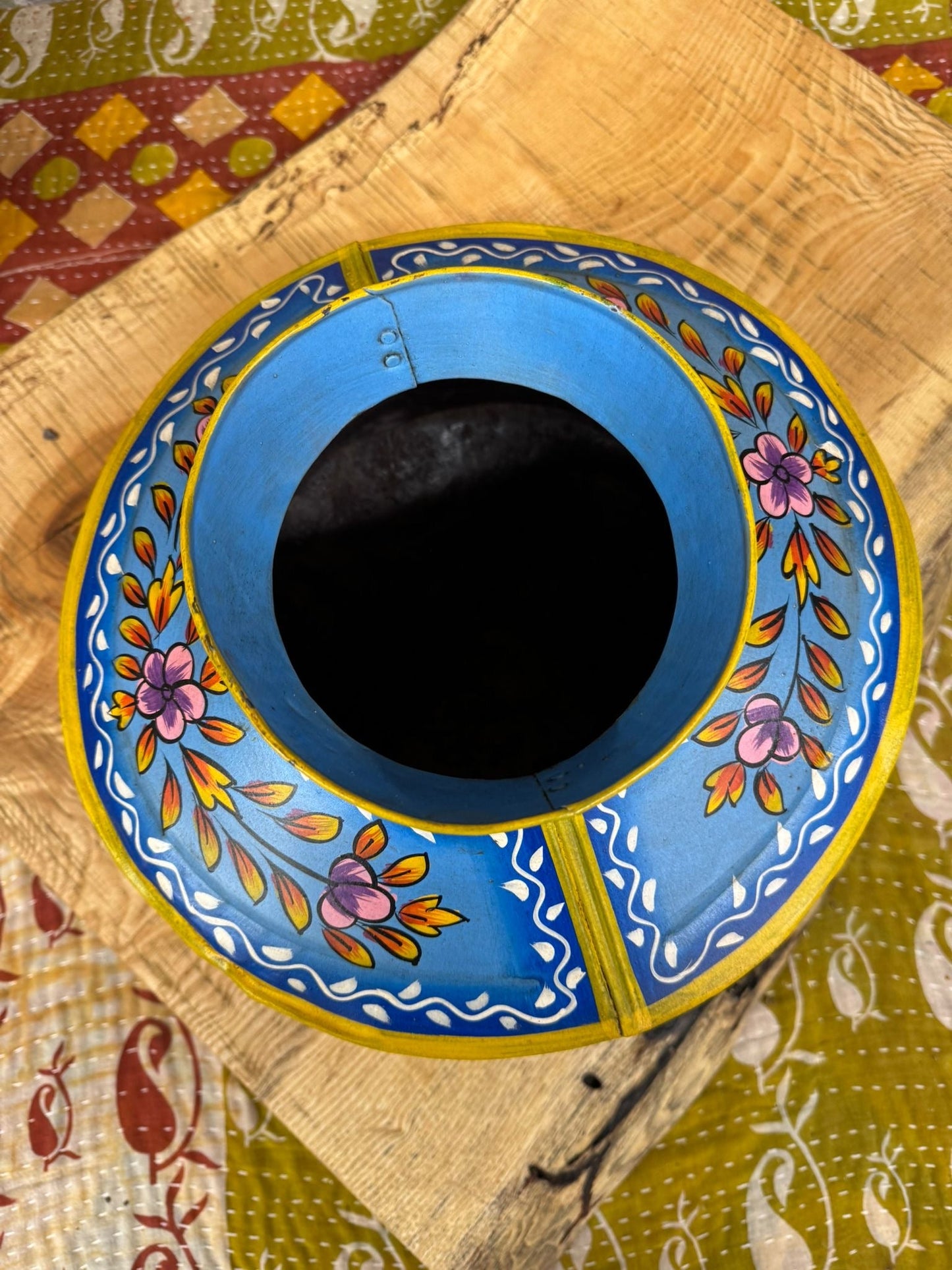 Vintage Painted Water Pot / Metal Pot / Vase / Planter / Narrow Boat Ware Gypsy