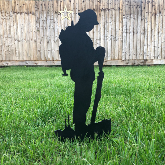 Small Metal Soldier Garden Decoration Black