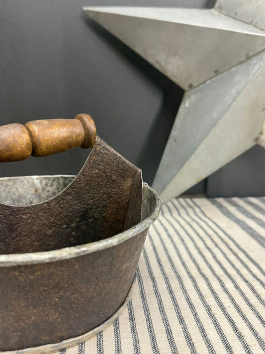 Vintage Small Metal Tray / Plant Pot Herb Planter / Metal Bucket Carry Caddie  (B)