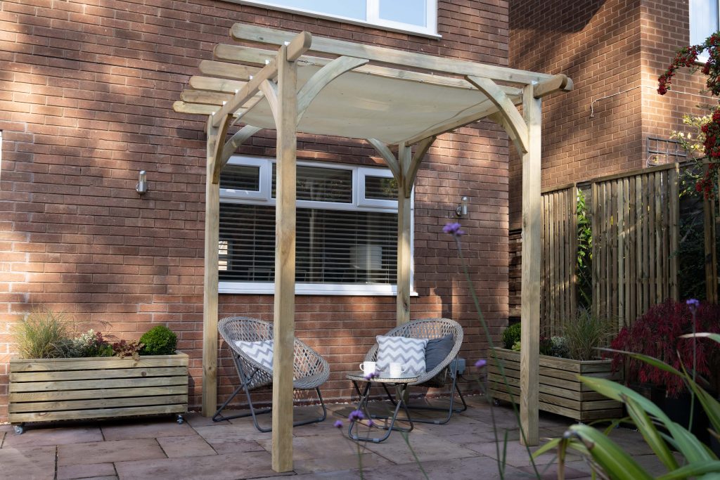 Ultima Pergola – 2.4 x 2.4m with Canopy