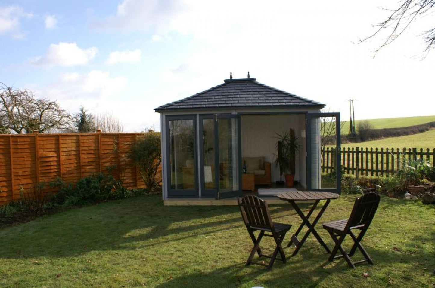 The Dukesbury Elite Garden Room