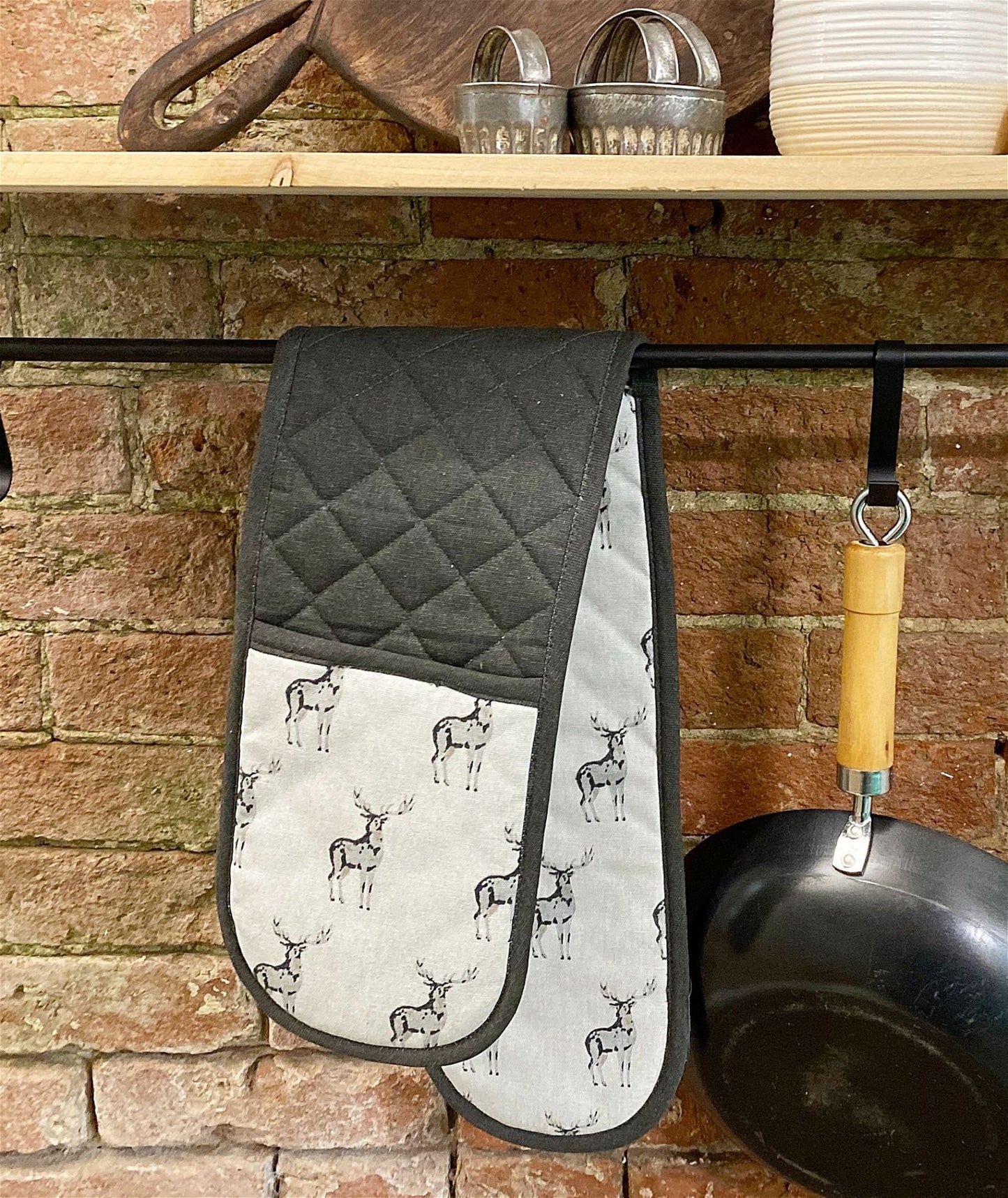 Grey Double Oven Glove With A Stag Print Design
