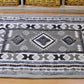 Grey Patterned & Tufted Rug, 60x90cm
